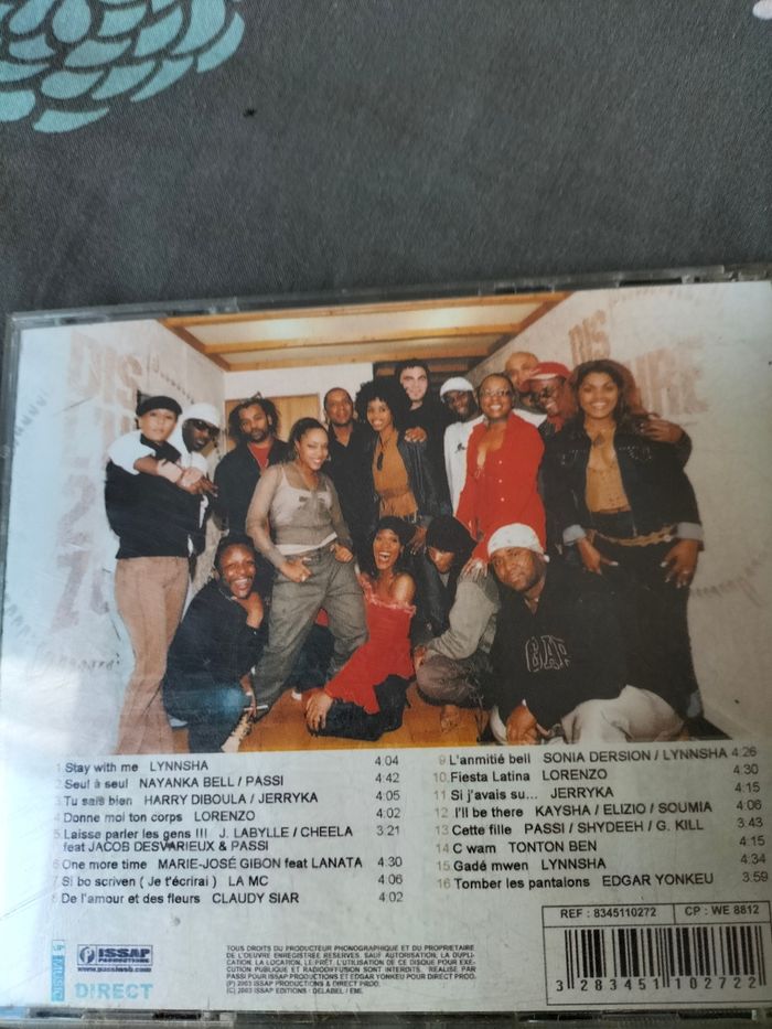 Cd méga fête pochette fissure - photo numéro 2