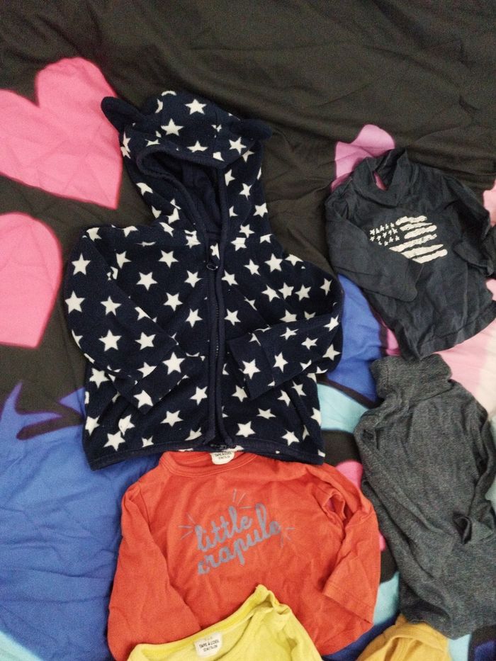 Lot vêtements taille 18 mois - photo numéro 4