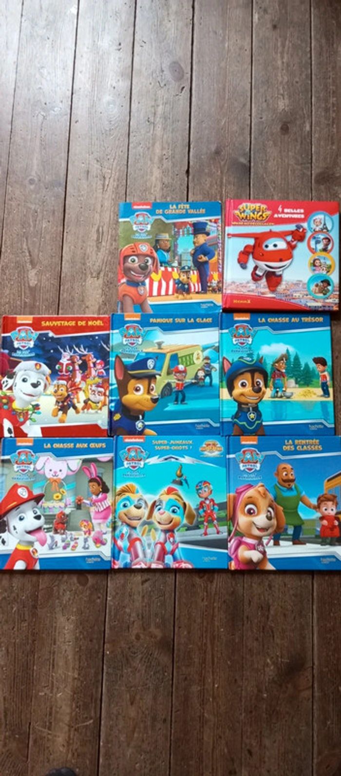 Lot de 9 livres par patrouille