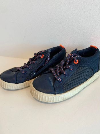 Baskets basses Zara baby taille 22