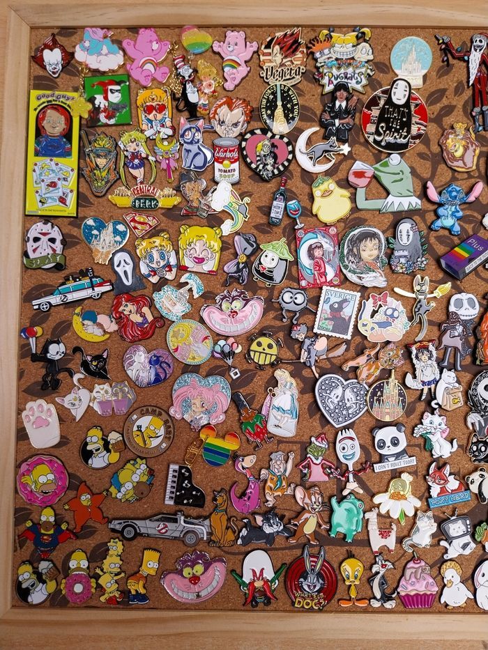 Pins de 4€ à 8€ piece
