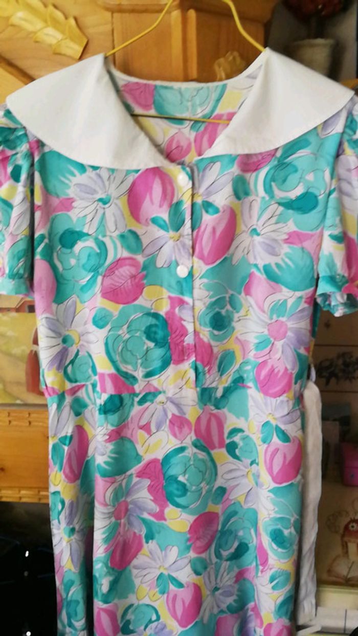 Très jolie robe - photo numéro 2