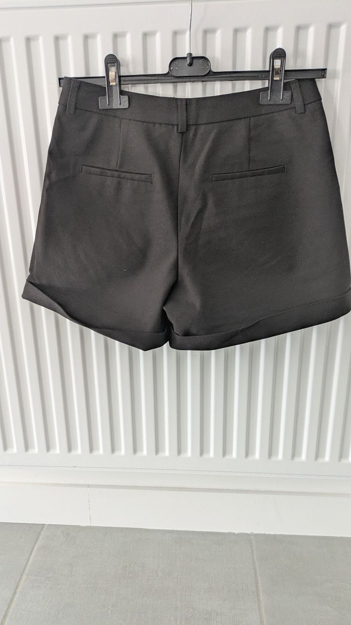 Short élégant - photo numéro 2
