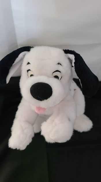 Peluche doudou 101 Dalmatiens Disney allonge