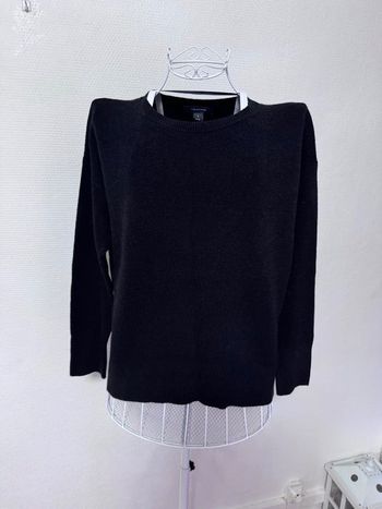 Pull noir