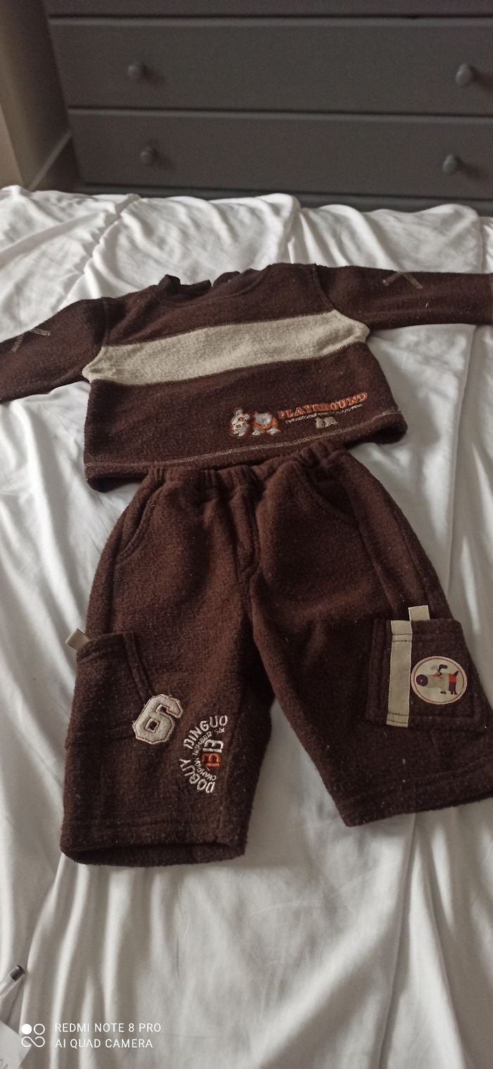 Lot de 2 ensembles 6 mois