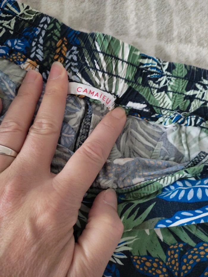 Pantalon droit fluide vert et bleu motif feuilles camaïeu taille 38 - photo numéro 3