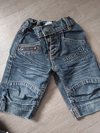 Short jeans