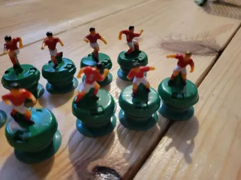 8 joueurs subbuteo