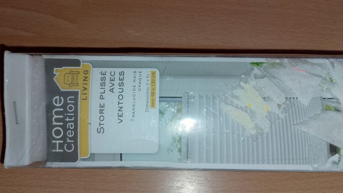 Store plissé avec ventouses - photo numéro 4