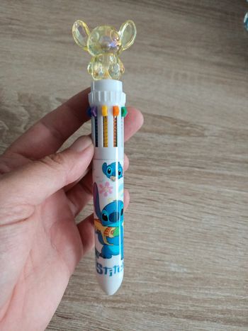 Crayon 10 couleurs stitch neuf