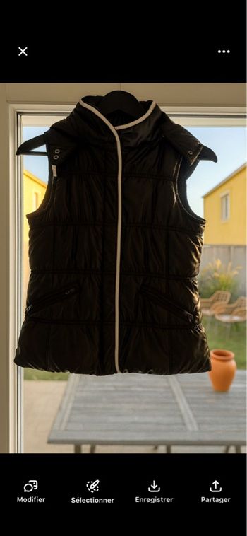 Veste sans manches à capuche, taille M