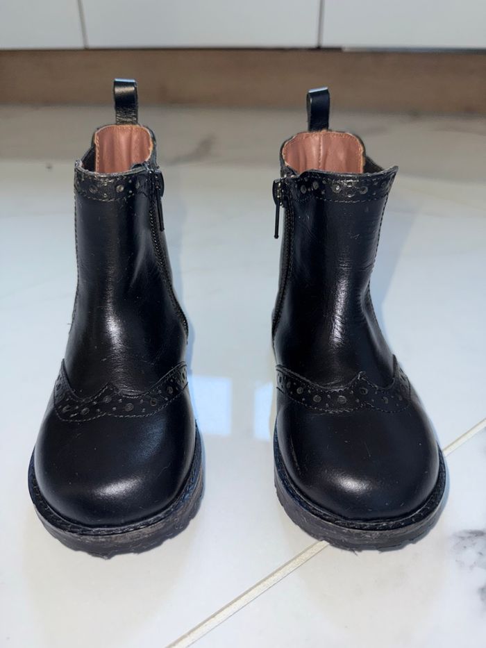 Bottines ajourées en cuir Zara – pointure 26 – noires