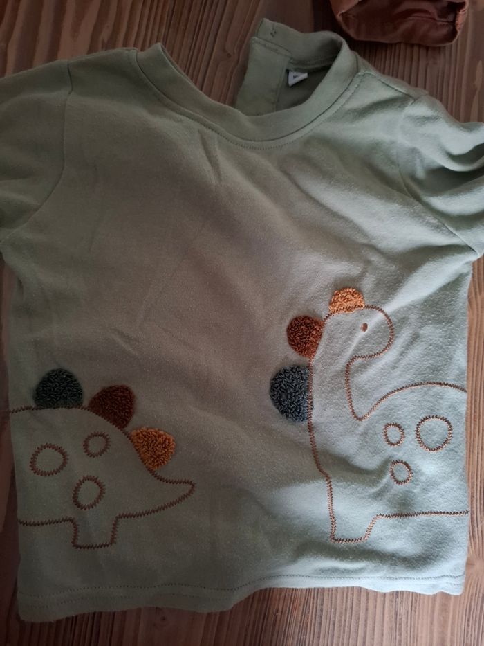 Ensemble 18  mois - photo numéro 2