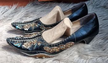 Escarpins style babouche cuir  39