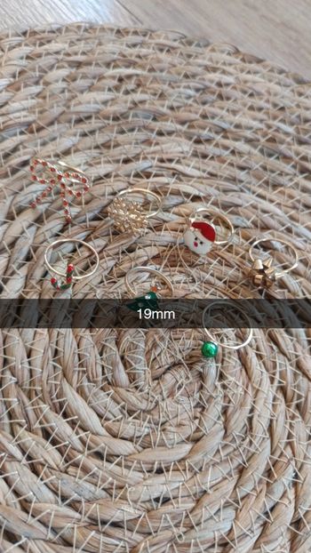 Lot 7 bagues Noël 19mm