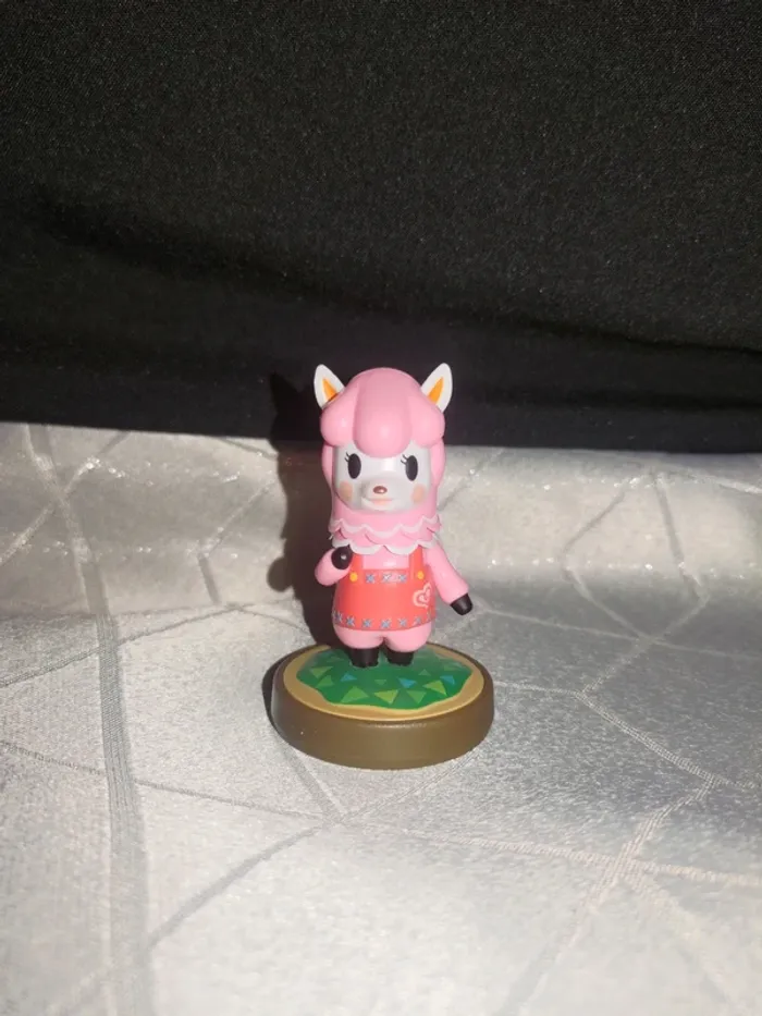 Figurine amiibo animal crossing Risette / Reese