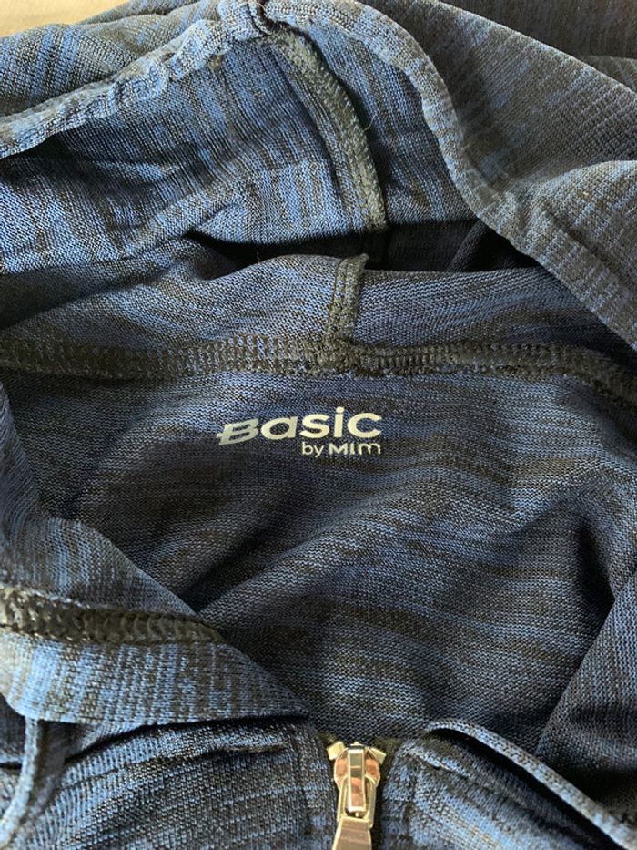 T shirt sans manche capuche - photo numéro 2
