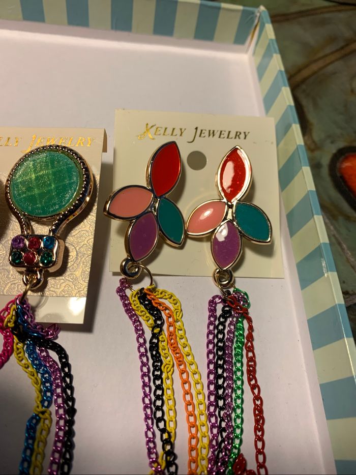 Paires de boucles d’oreilles longues - photo numéro 6