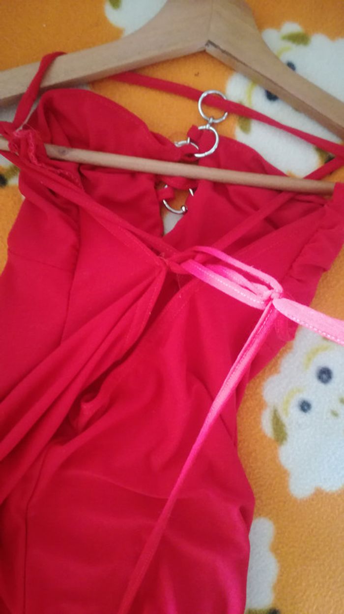 Robe rouge - photo numéro 3