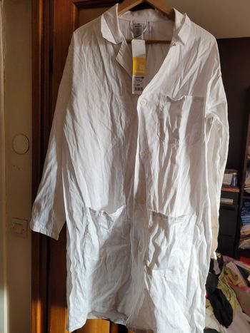 Blouse de laboratoire taille 46 Leclerc
