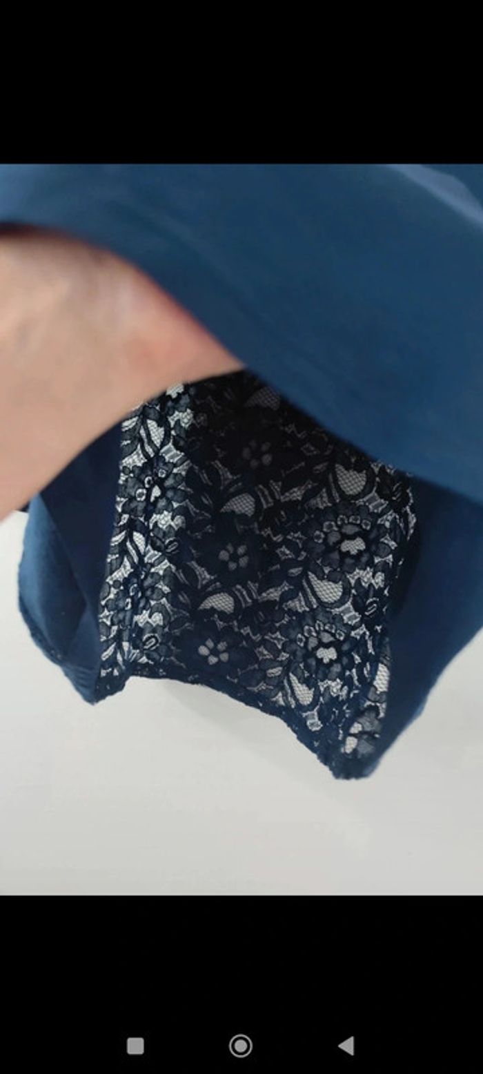 Blouse uni à dentelle sur tout le dos taille 38/40 - photo numéro 8