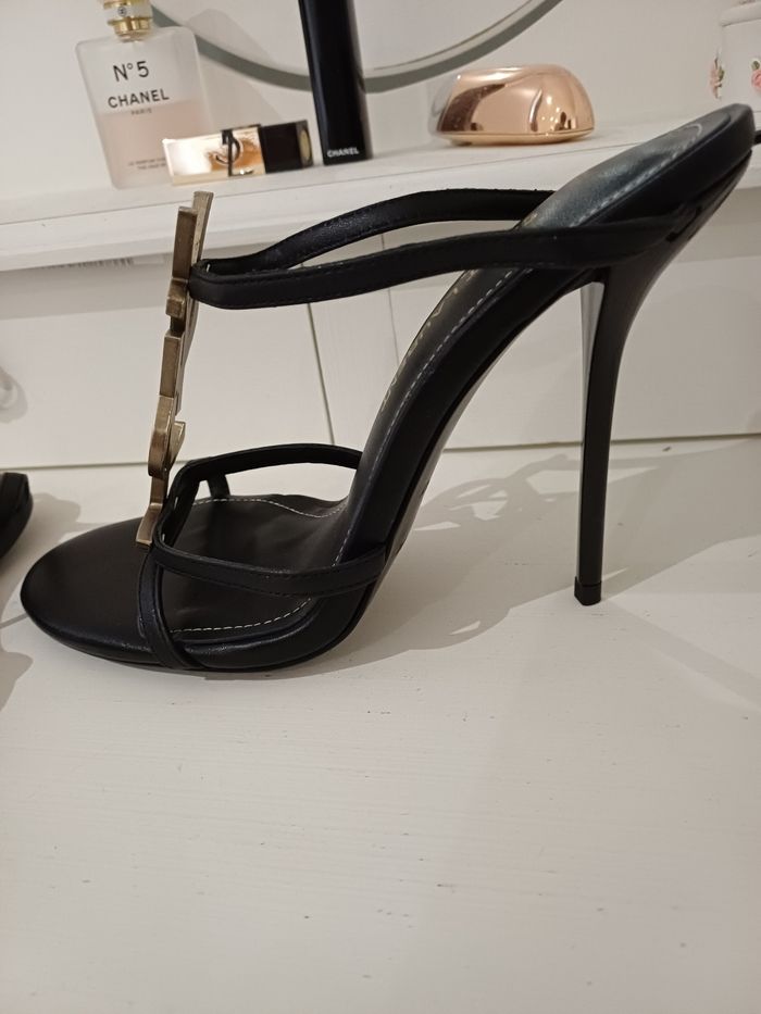 YVES SAINT LAURENT TAILLE 38 - photo numéro 2