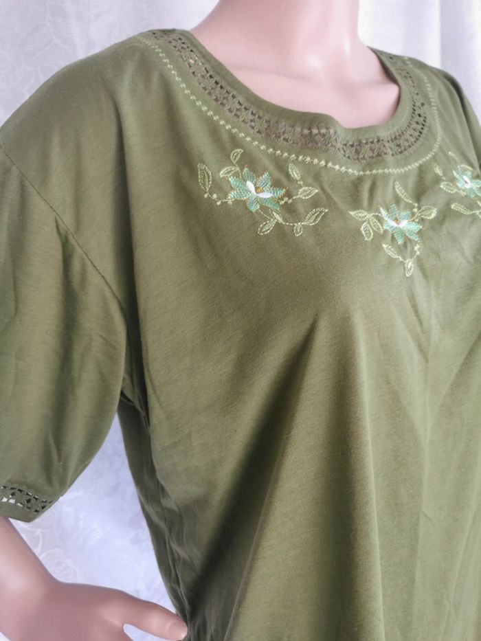 Blouse. Vert olive. Taille 42.Anne Fashion - photo numéro 3