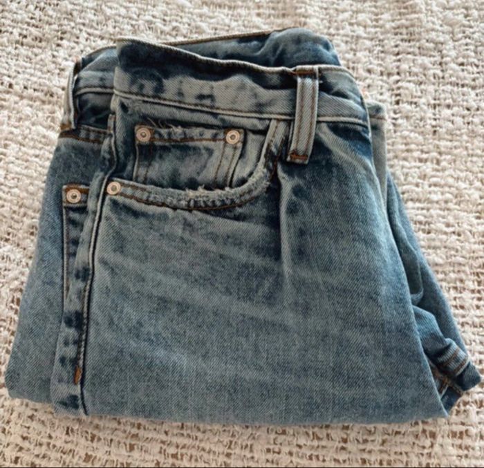 Jeans troués - photo numéro 9