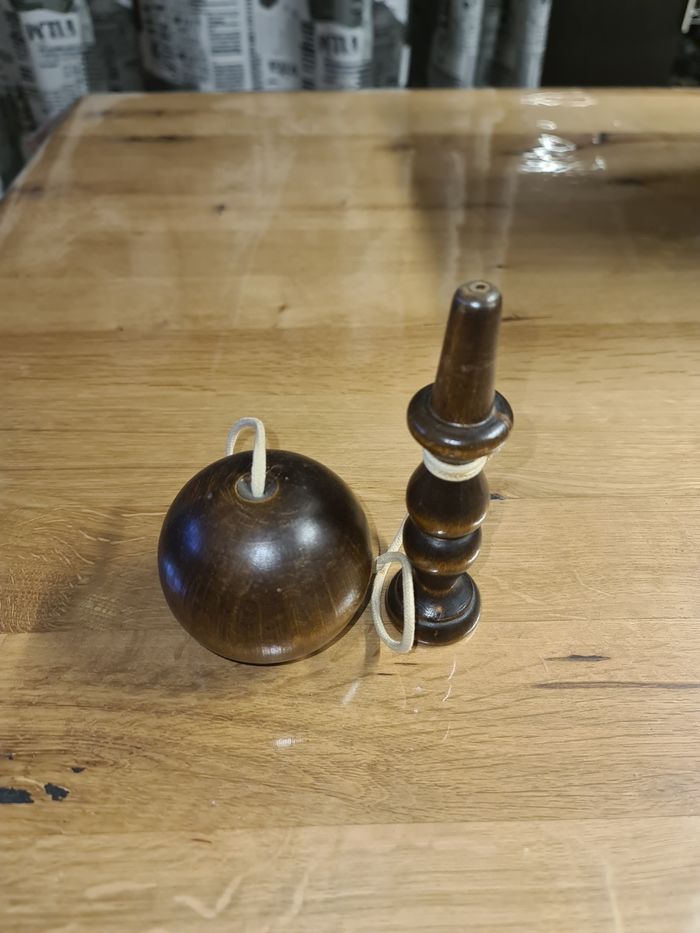 Bilboquet en bois moyen model - photo numéro 2