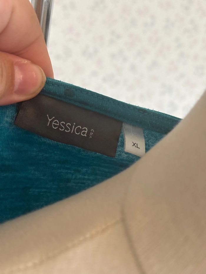 Blouse épaule dénudée taille 42 marque yessica - photo numéro 4