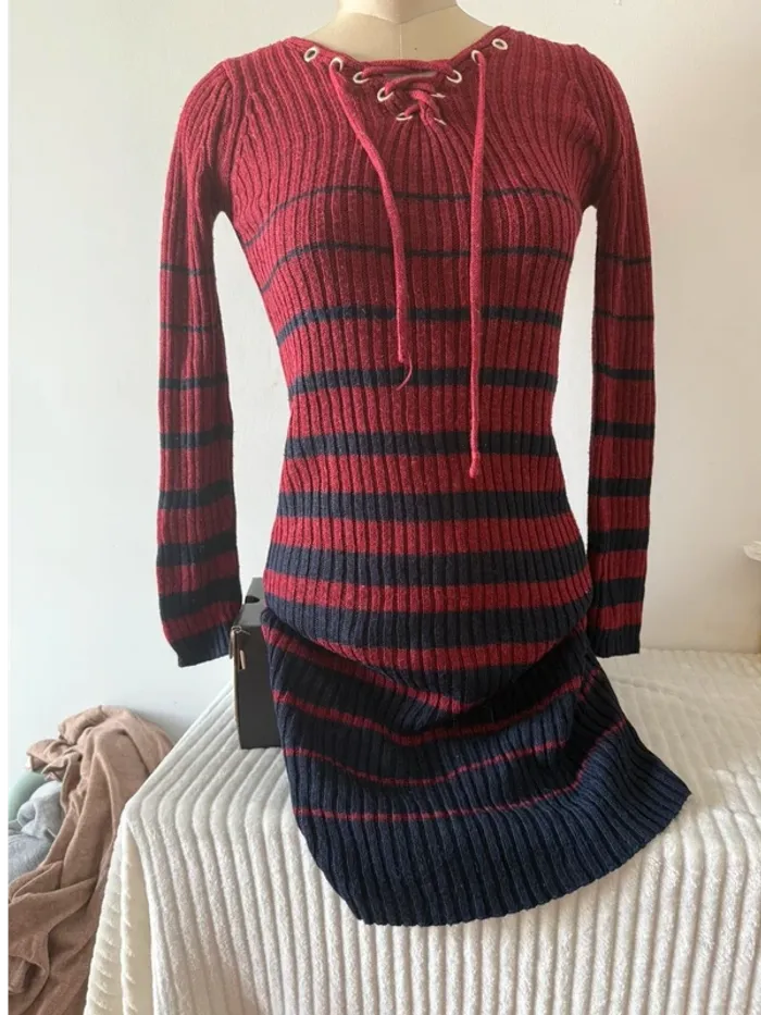 Robe pull rayer taille S/M - photo numéro 3