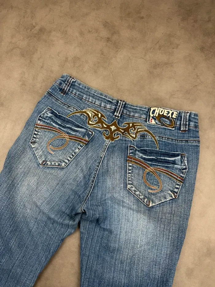 Pantacourt Denim en jeans Vintage à motifs brodé Y2k 00’s Taille 42 - photo numéro 2