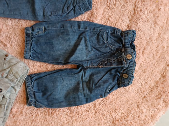 Lot pantalon 6 mois - photo numéro 4