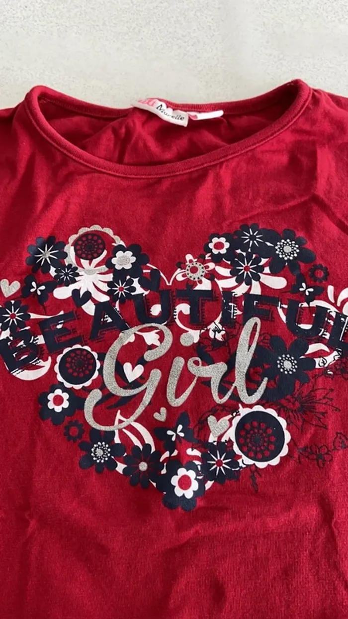 Tee-shirts taille 8 ans - photo numéro 2