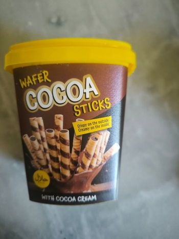 Une boîte de gaufrettes chocolat 