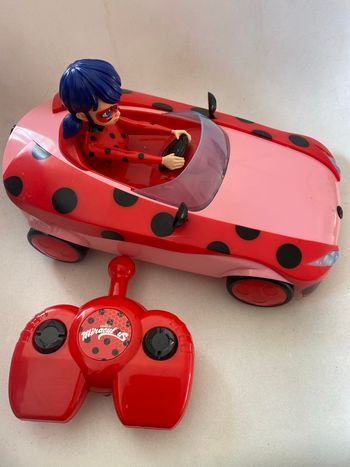 Voiture miraculous