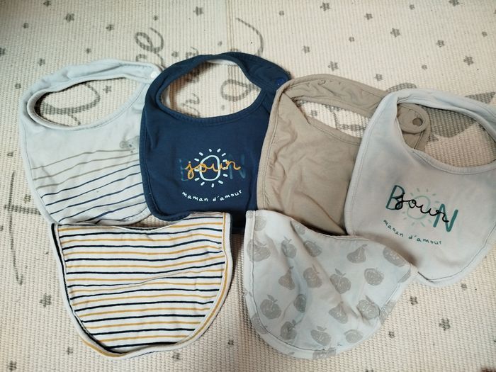 Lot bavoir bébé