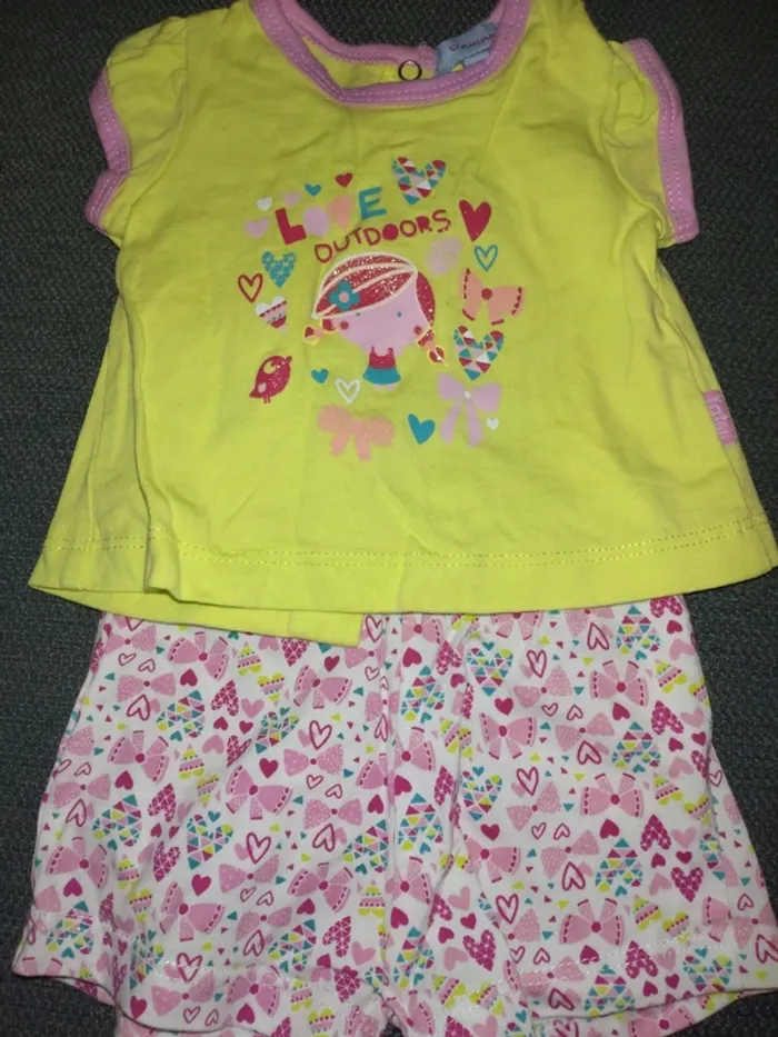 Ensemble yatsi naissance taille 1 mois