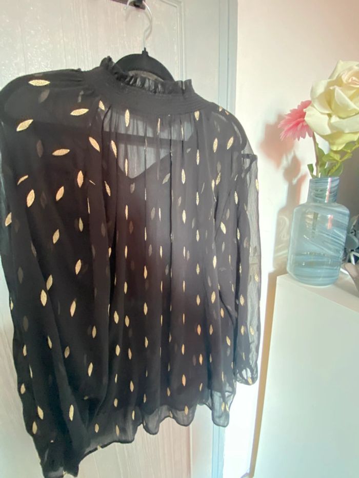 Blouse avec détail doré - photo numéro 3