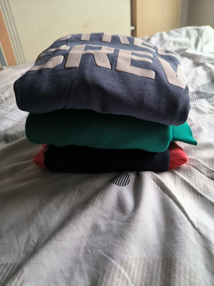 Je vend 3 pull garçon de 6 ans - photo numéro 2