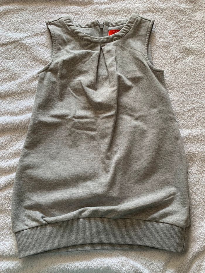 Robe bretelles large