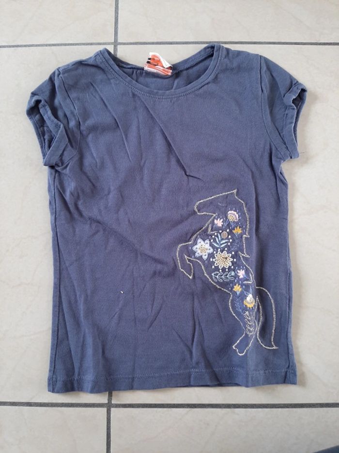 Tee shirt manches courtes fille 3 ans