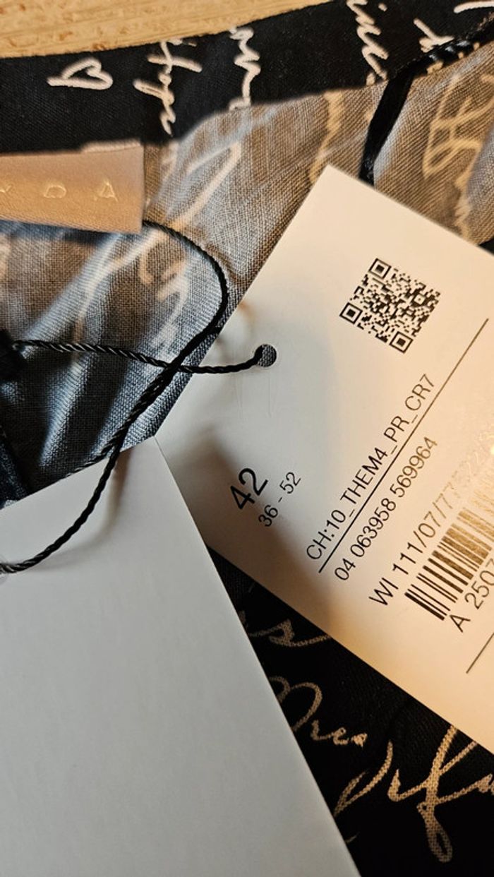 Chemisier femme noir à dessin blanc à manches 3/4, Canda, taille 42, neuf - photo numéro 7