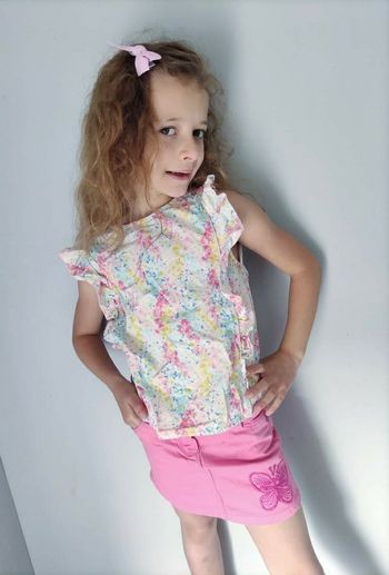 5 6 ans fille ensemble blouse et jupe ( sans barette)