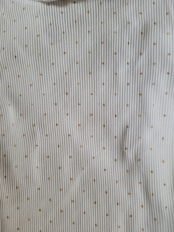 Lot de 4 t-shirts manches longues  taille 18 mois - photo numéro 7