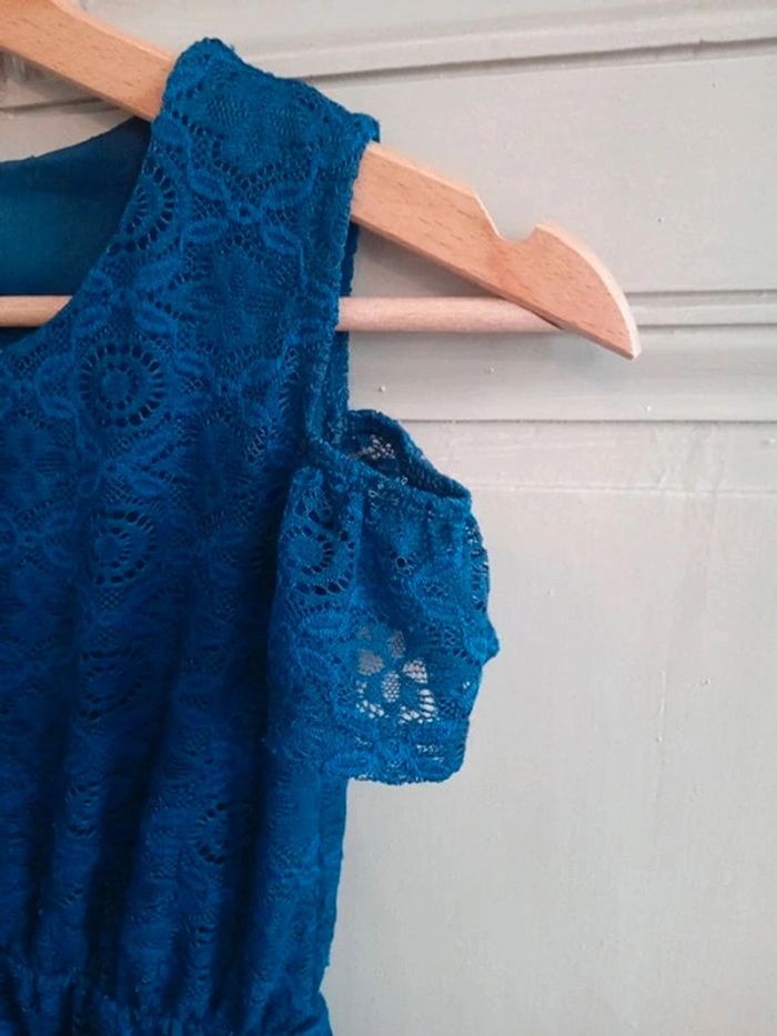 Robe en dentelle bleu - Little Princess - 5 ans - photo numéro 5