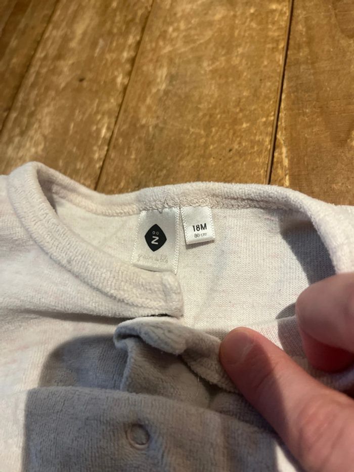 Lot de pyjamas - photo numéro 3