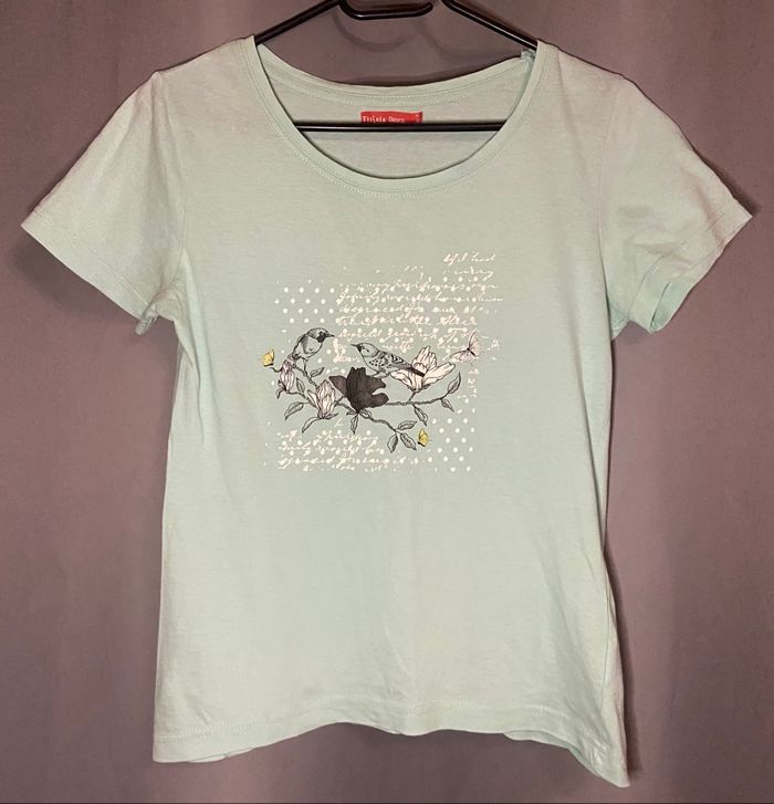 Tee-shirt »Tissaïa »bleu clair et petits oiseaux