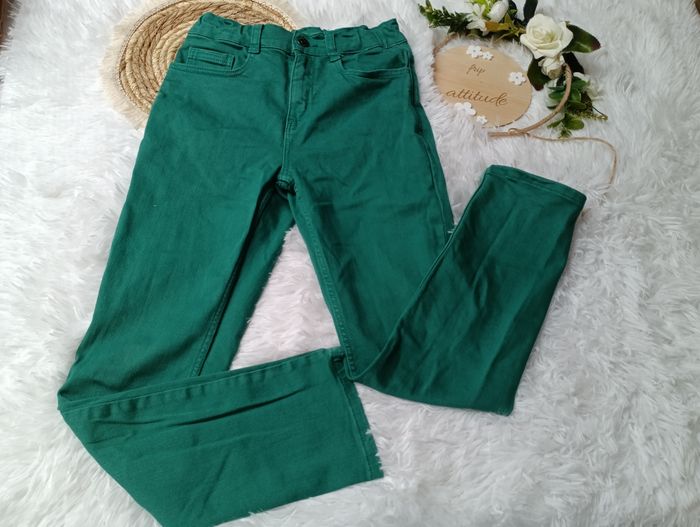 Jeans vert émeraude 10 ans comme neuf